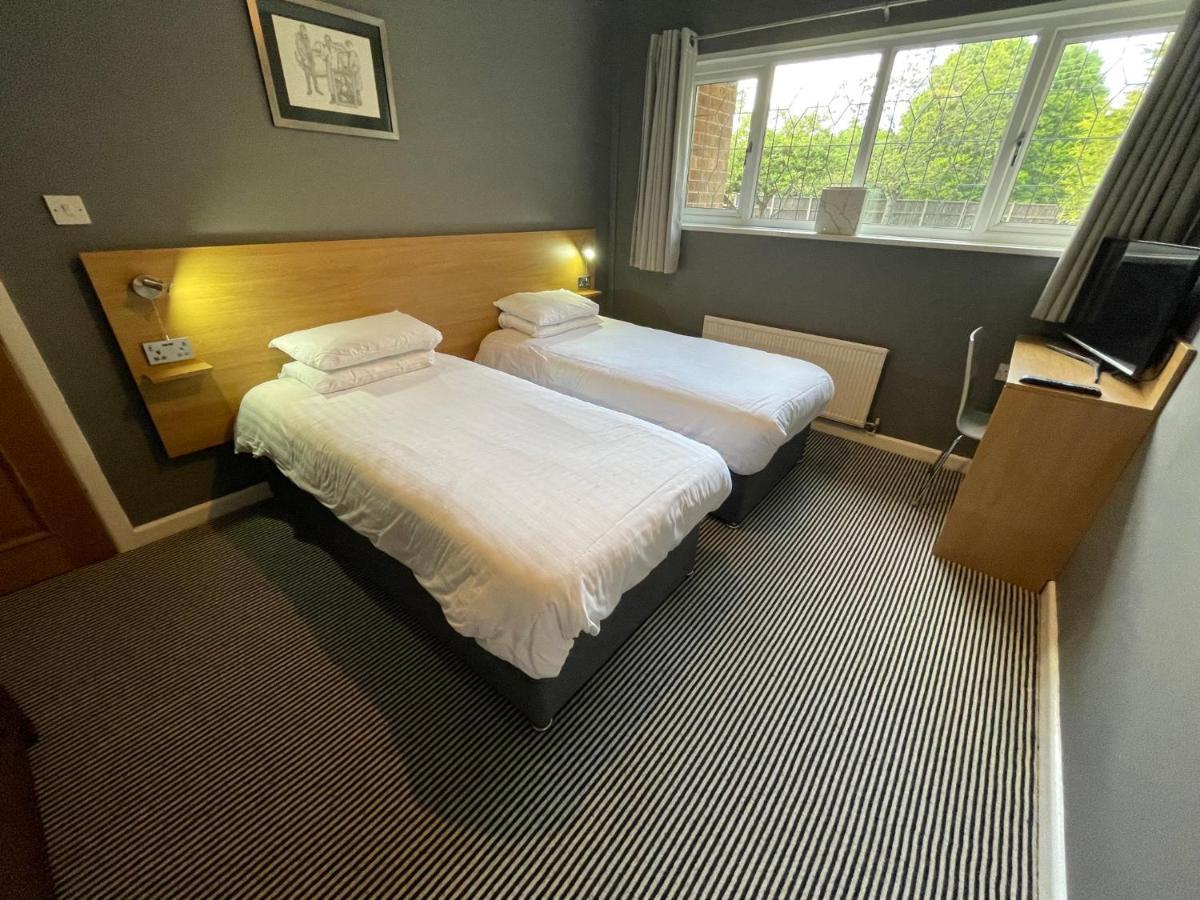 Haymills Guesthouse Solihull Bagian luar foto